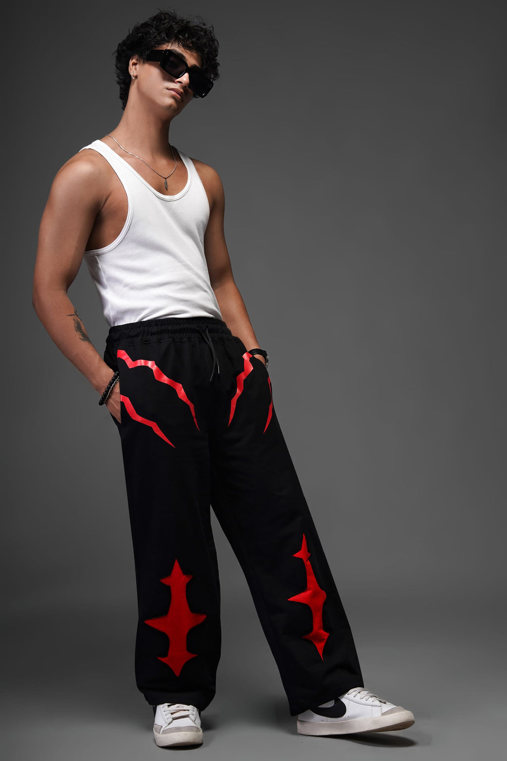 GLOID Modern Track Pants – Minimal Streetwear Joggers with Contemporary Fit